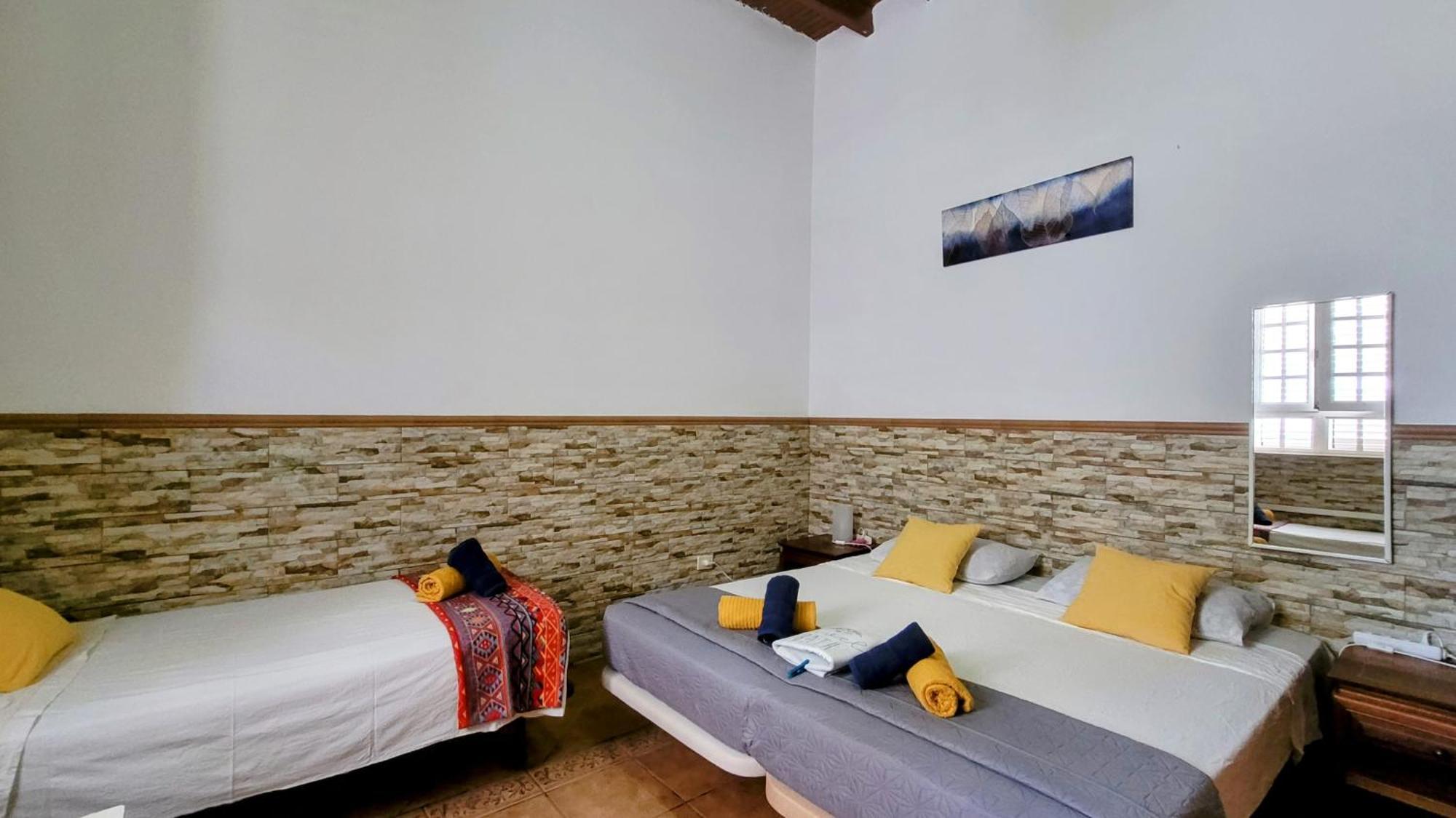Eden Guesthouse Sardina 外观 照片