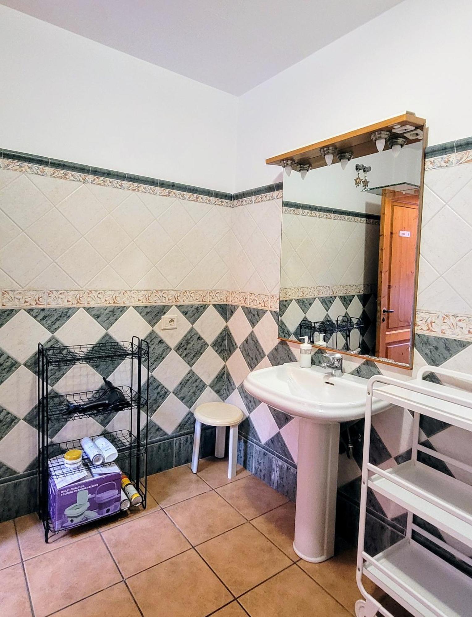 Eden Guesthouse Sardina 外观 照片