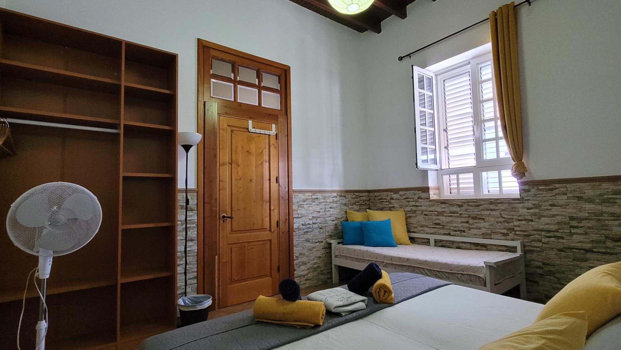 Eden Guesthouse Sardina 外观 照片