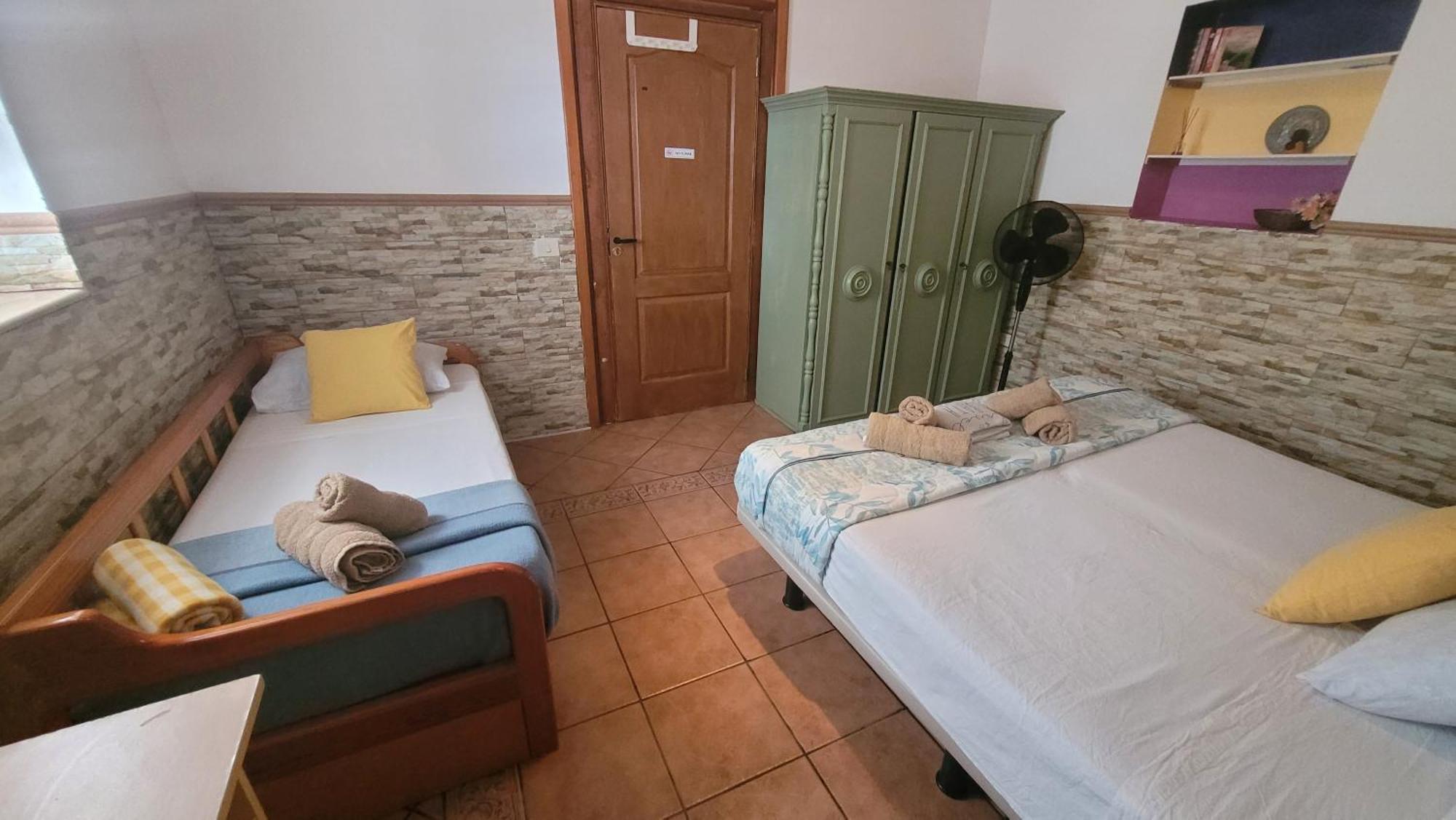 Eden Guesthouse Sardina 客房 照片